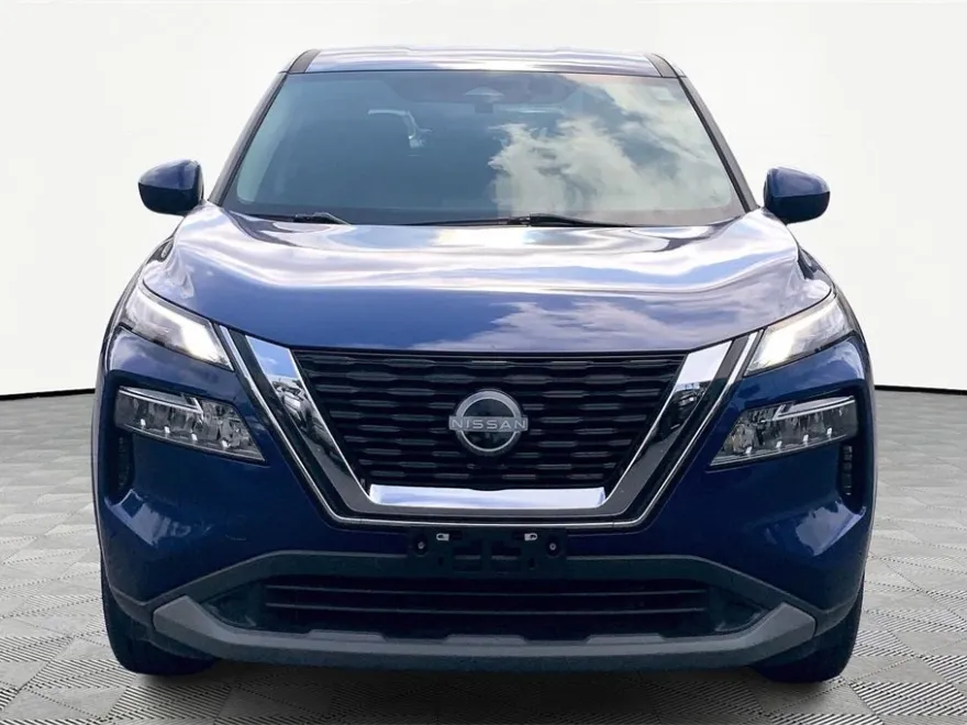 2023 Nissan Rogue SV photo 1
