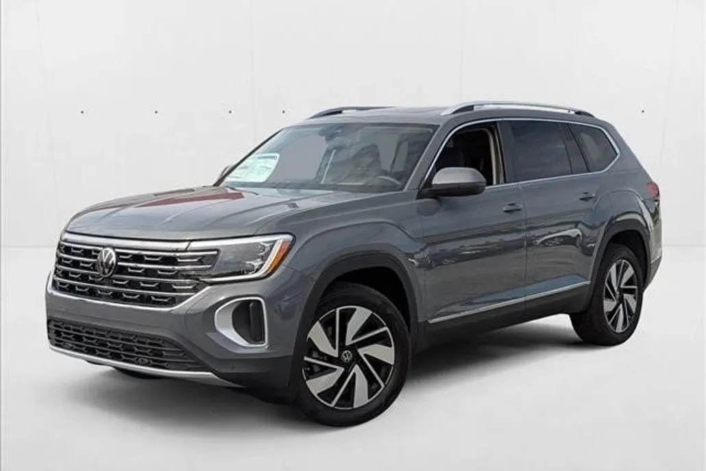 2025 Volkswagen Atlas SEL photo 1