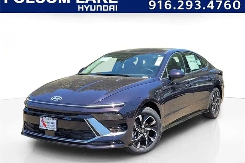 2025 Hyundai Sonata SEL photo 1