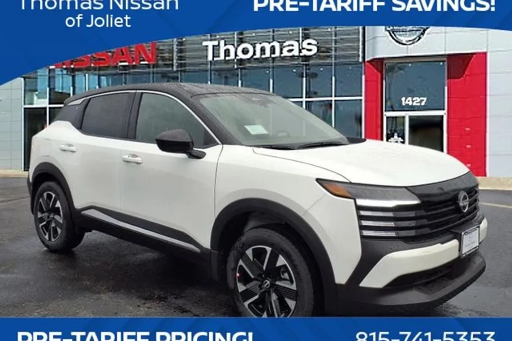 2025 Nissan Kicks SV photo 1