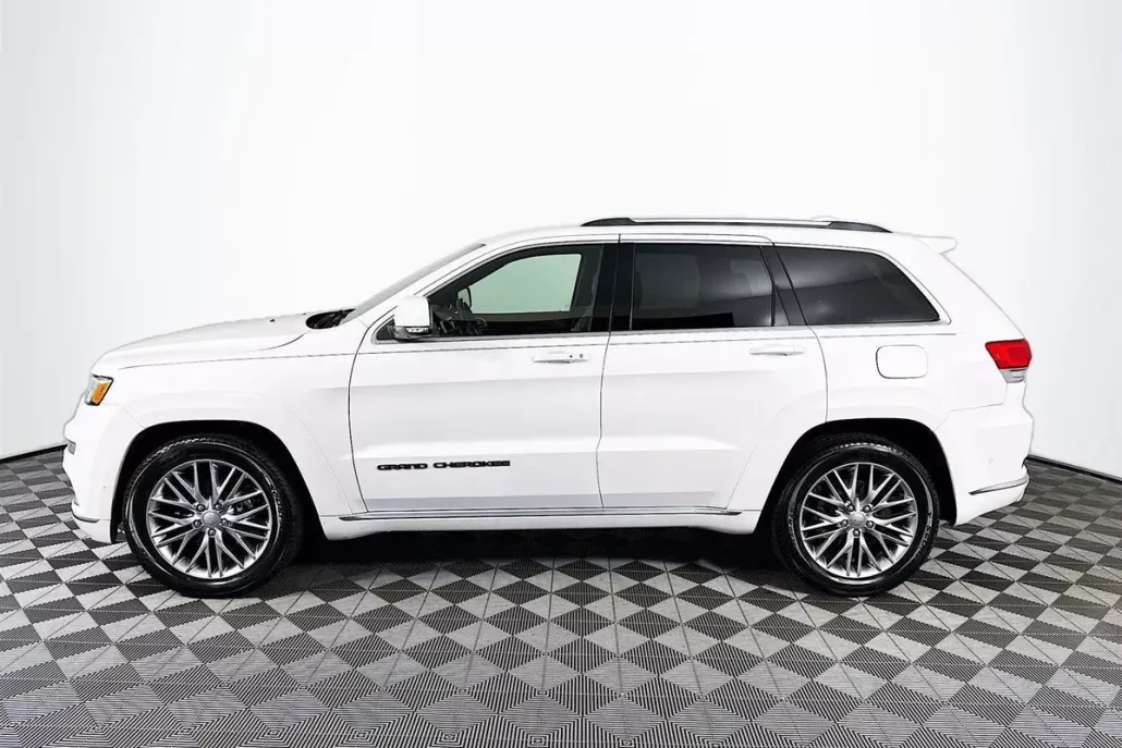 2018 Jeep Grand Cherokee Summit photo 1