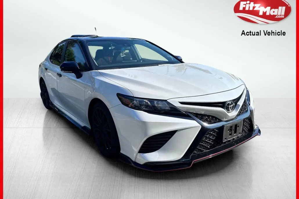 2022 Toyota Camry XSE photo 1