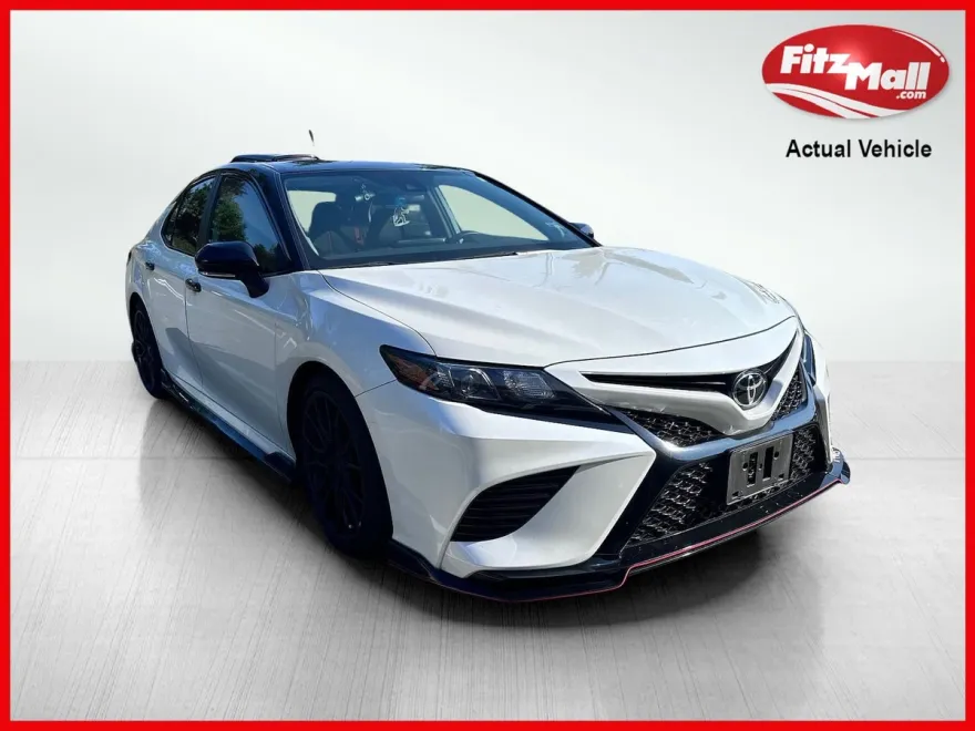 2022 Toyota Camry XSE photo 1