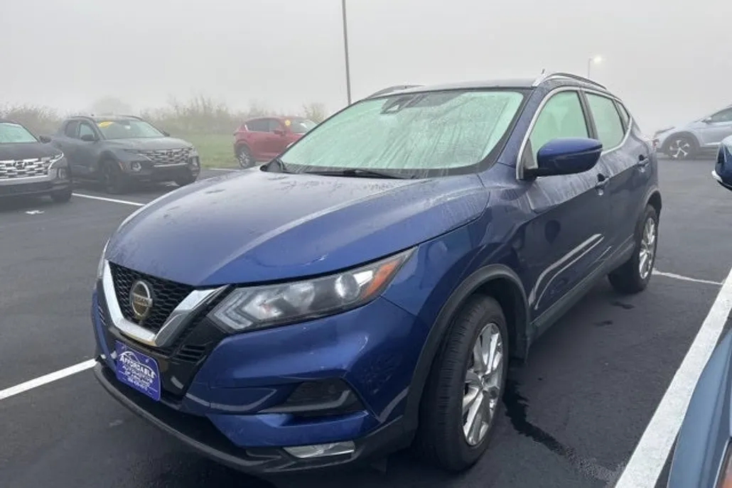 2020 Nissan Rogue Sport SV photo 1
