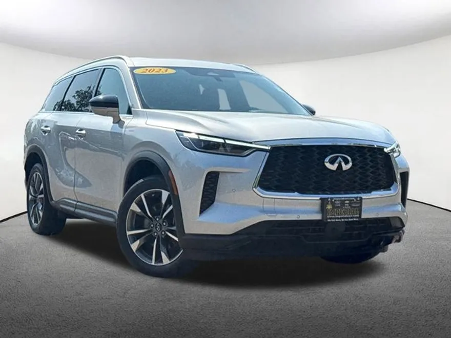2023 Infiniti QX60 Luxe photo 1