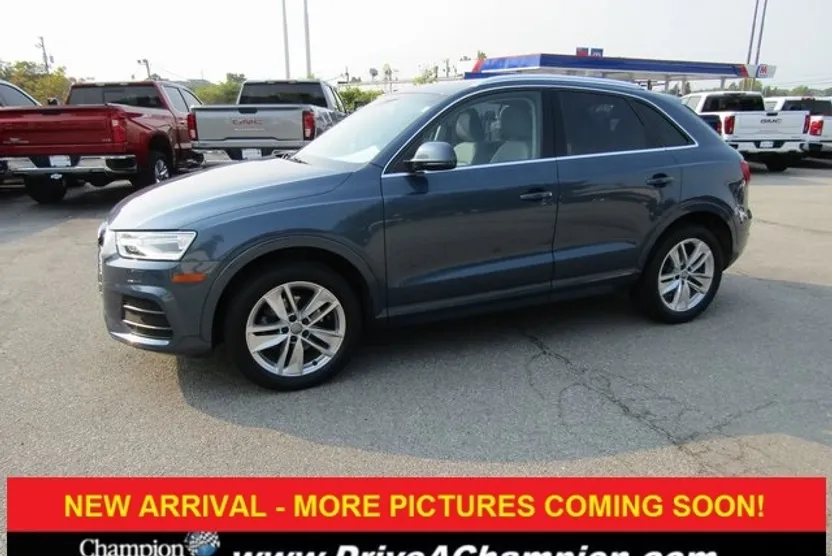 2016 Audi Q3 Premium Plus photo 1