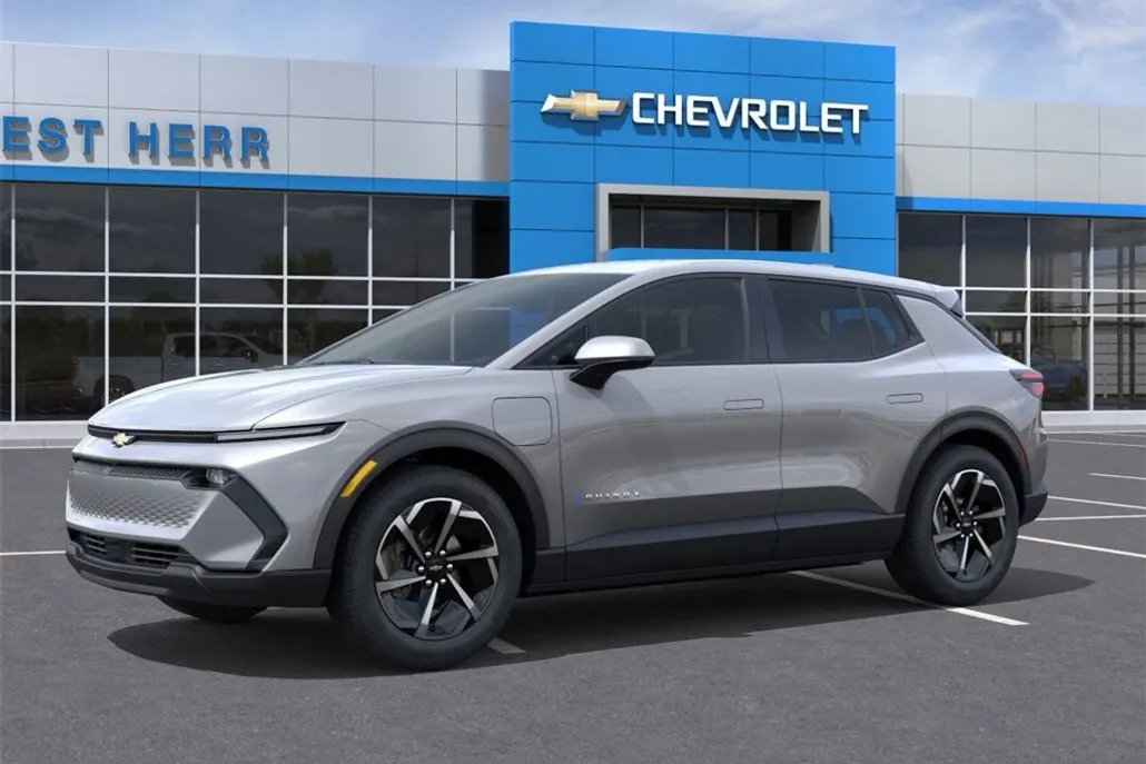 2026 Chevrolet Equinox EV 1LT photo 1