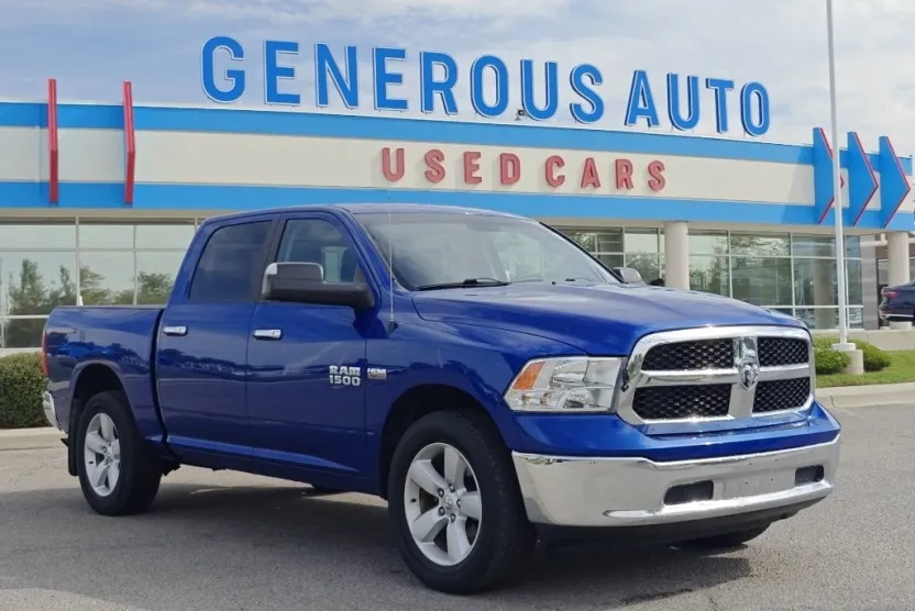 2017 Ram 1500 SLT photo 1