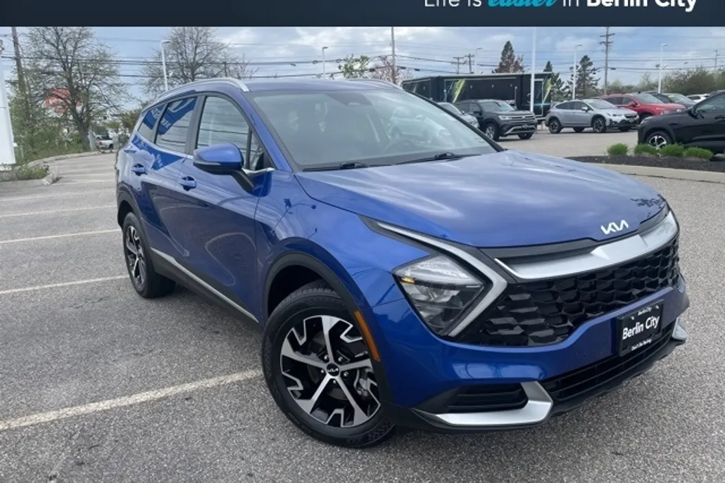 2023 Kia Sportage EX photo 1