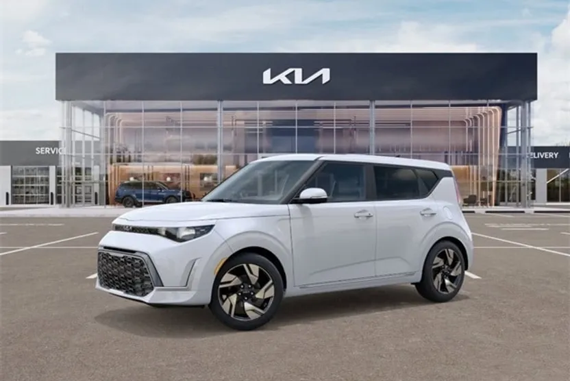 2025 Kia Soul GT-Line photo 1