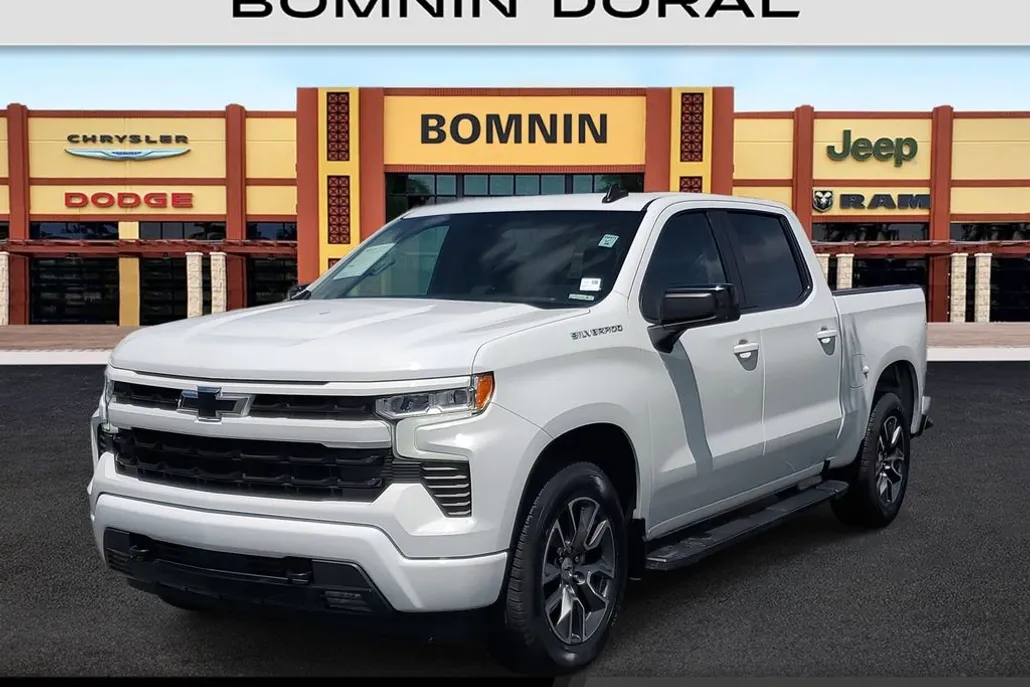 2022 Chevrolet Silverado 1500 RST photo 1