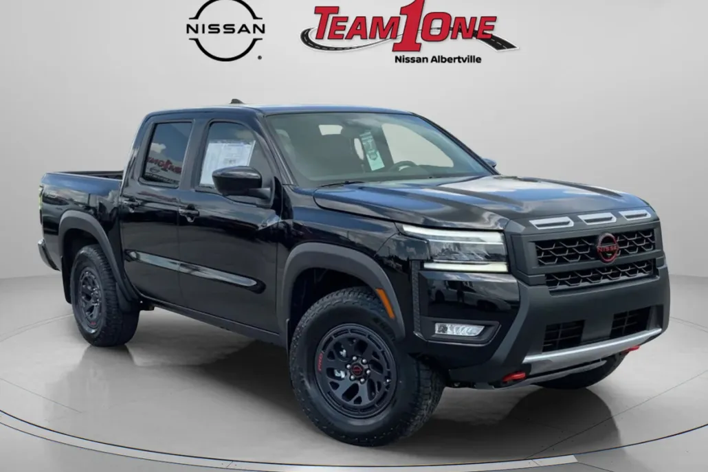 2025 Nissan Frontier Crew Cab PRO-4X photo 1