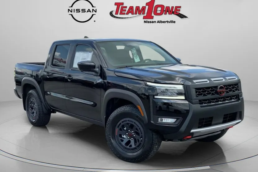 2025 Nissan Frontier Crew Cab PRO-4X photo 1