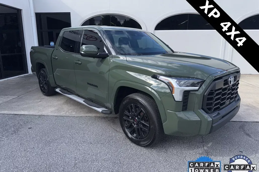 2022 Toyota Tundra SR5 CrewMax photo 1