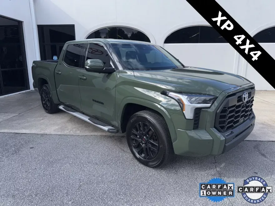 2022 Toyota Tundra SR5 CrewMax photo 1