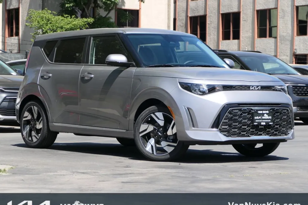 2025 Kia Soul GT-Line photo 1