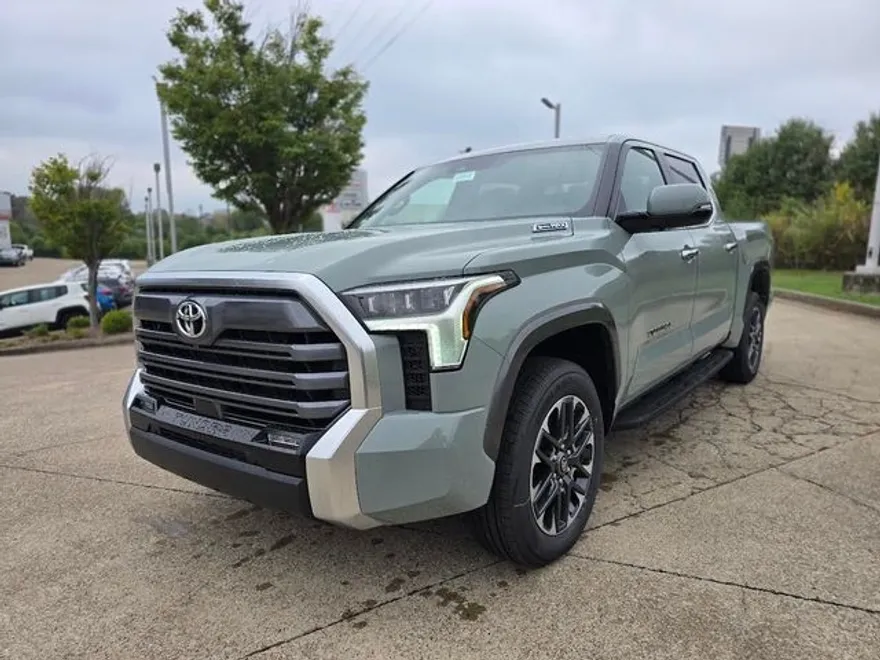 2026 Toyota Tundra Limited photo 1
