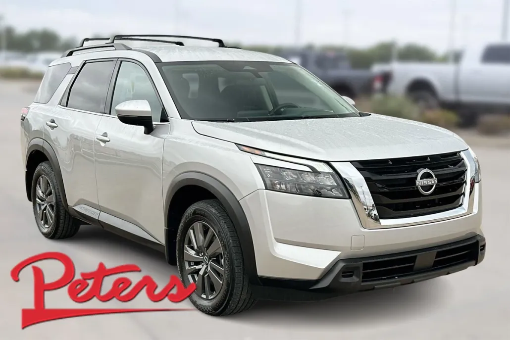 2024 Nissan Pathfinder SV photo 1