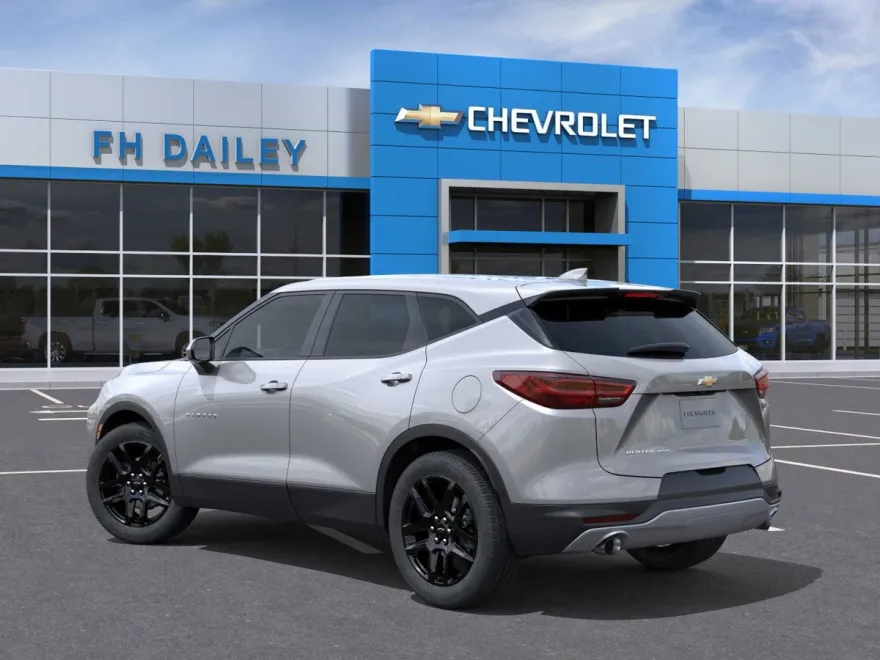 2025 Chevrolet Blazer 2LT photo 1