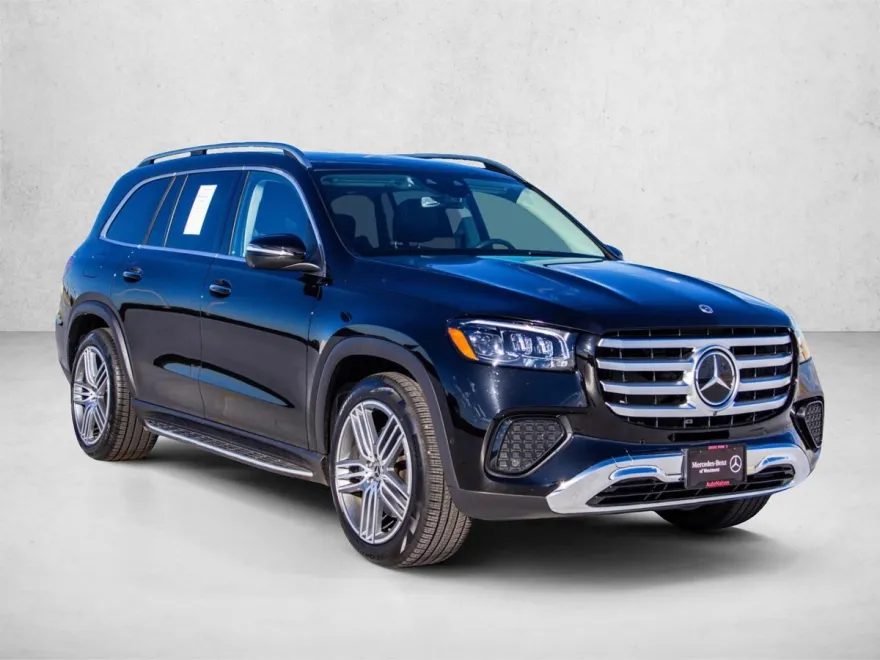 2025 Mercedes Benz GLS 450 4MATIC photo 1
