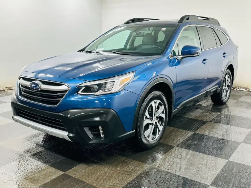 2020 Subaru Outback Limited photo 1