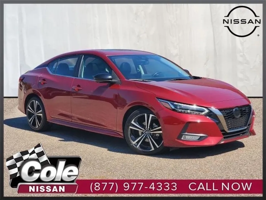 2022 Nissan Sentra SR photo 1