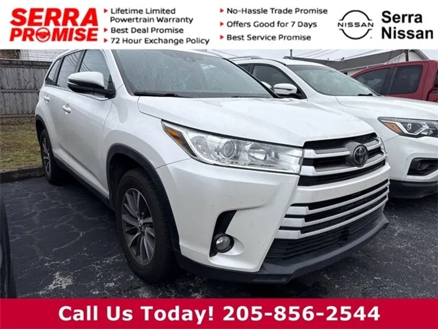 2019 Toyota Highlander XLE photo 1