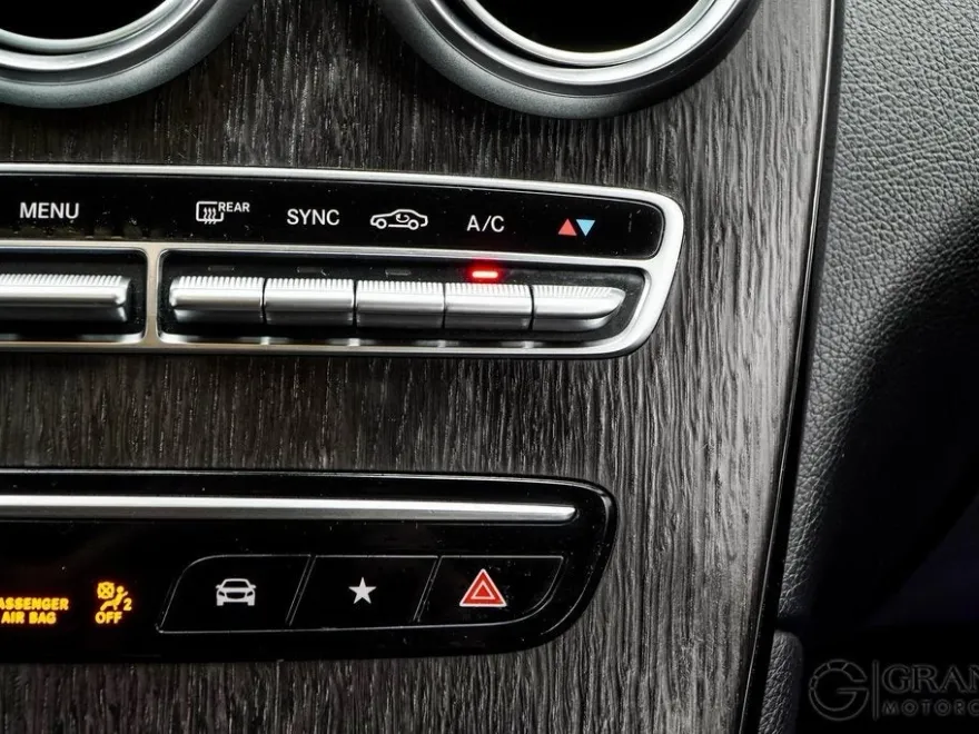 2022 Mercedes Benz GLC 300 4MATIC Coupe photo 21