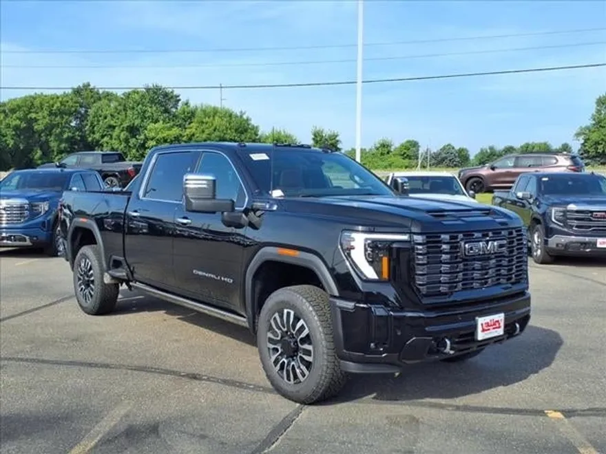 2025 Gmc Sierra 3500 HD Denali Ultimate photo 1