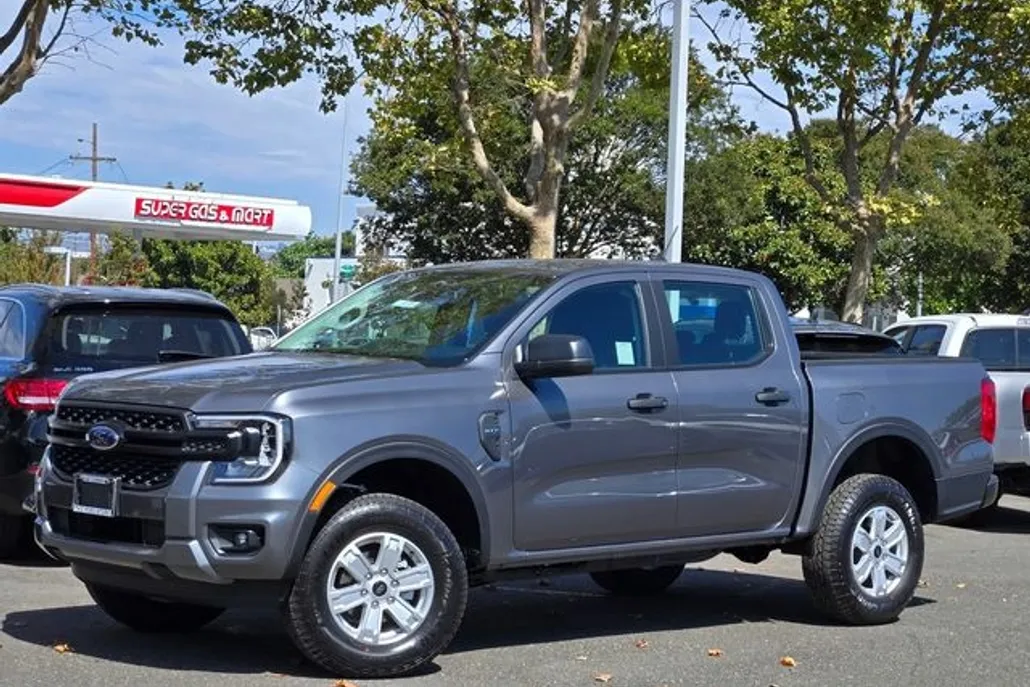 2025 Ford Ranger XL photo 1