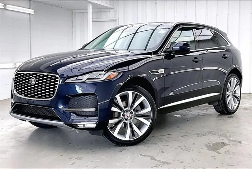 2023 Jaguar F-PACE P250 S photo 1