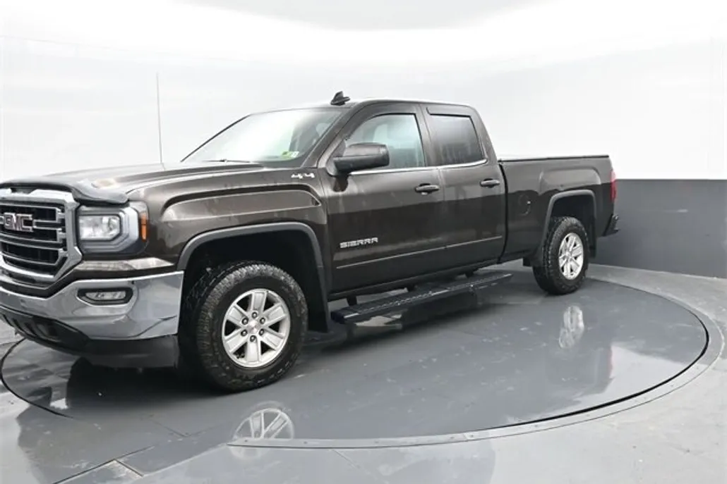 2018 Gmc Sierra 1500 SLE photo 1