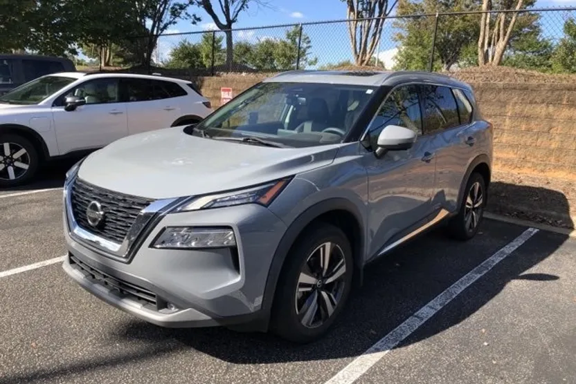 2021 Nissan Rogue SL photo 1
