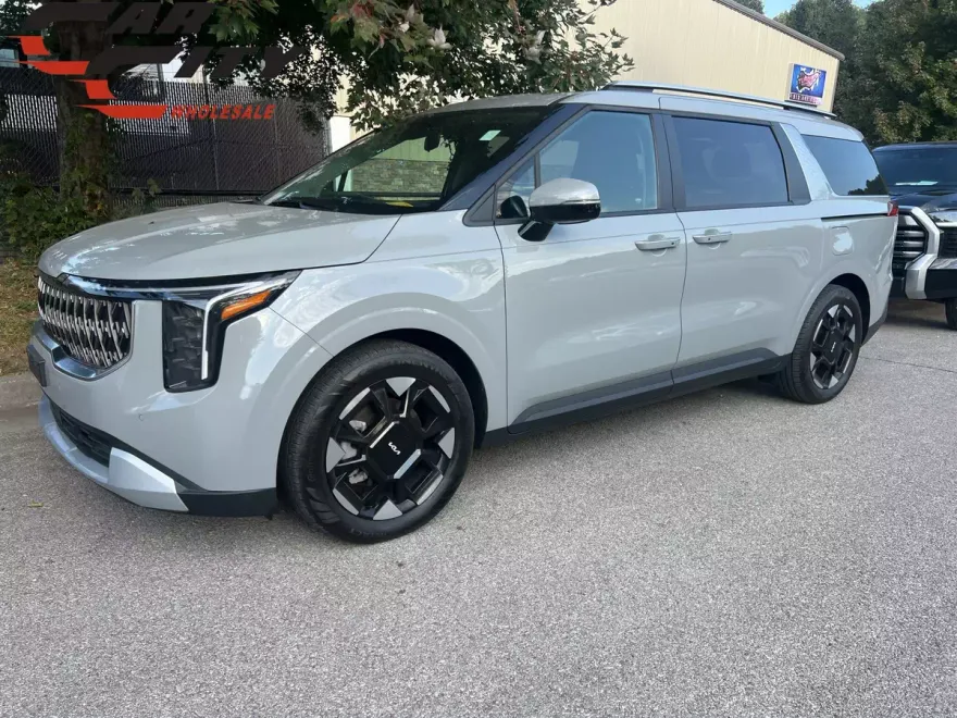2025 Kia Carnival EX photo 1