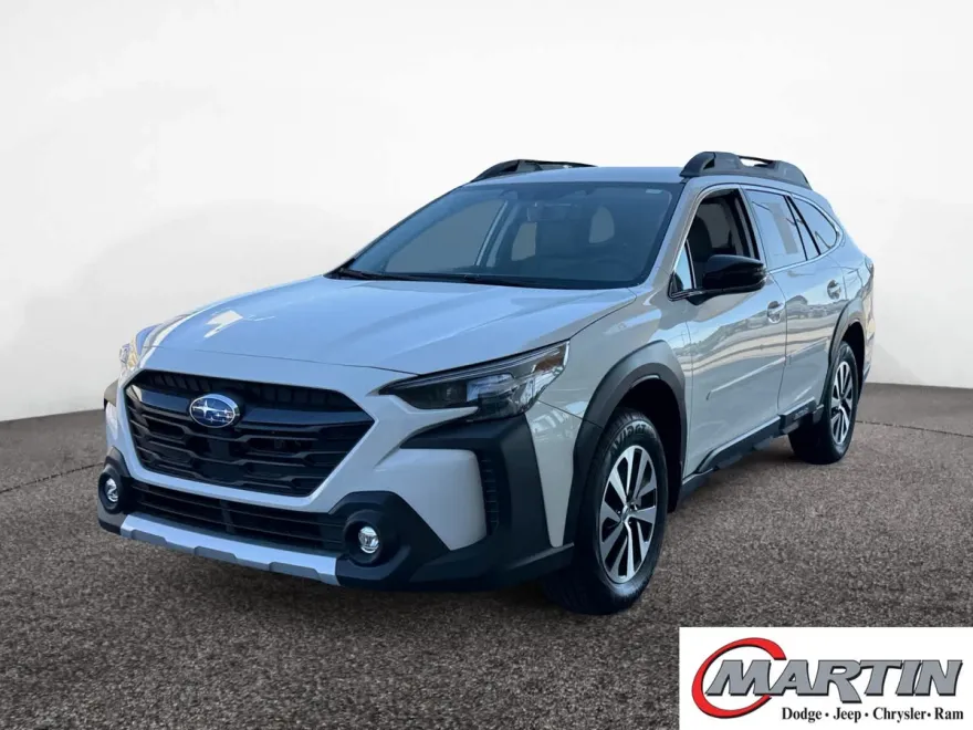 2025 Subaru Outback Premium photo 1