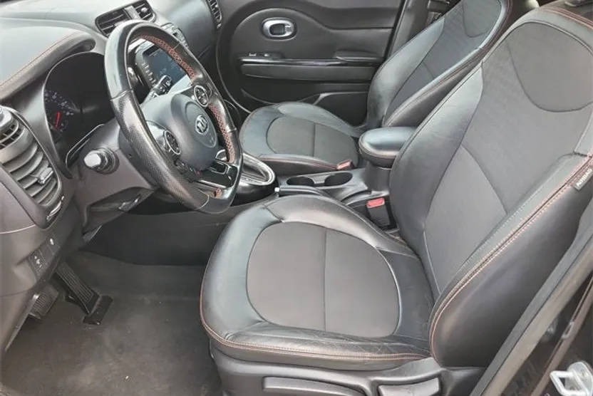 2019 Kia Soul Exclaim photo 1