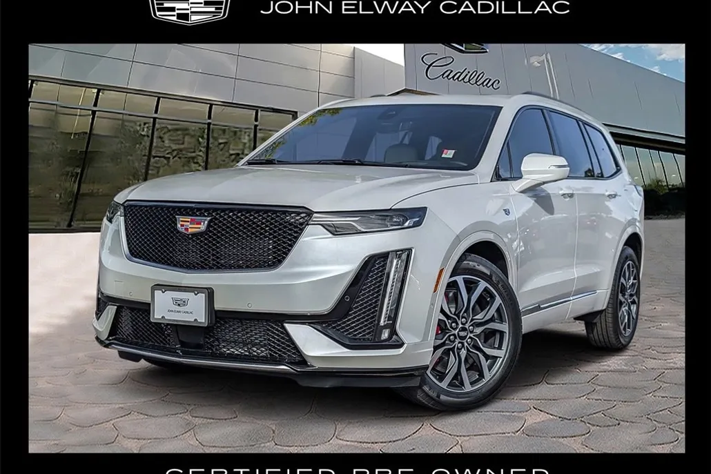 2025 Cadillac XT6 Sport photo 1