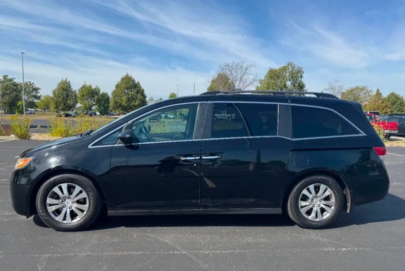 2014 Honda Odyssey EX-L photo 1