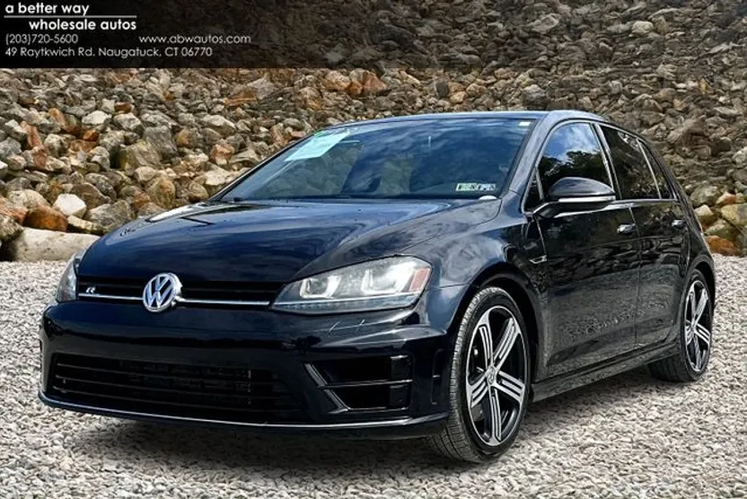 2016 Volkswagen Golf R 4Motion photo 1