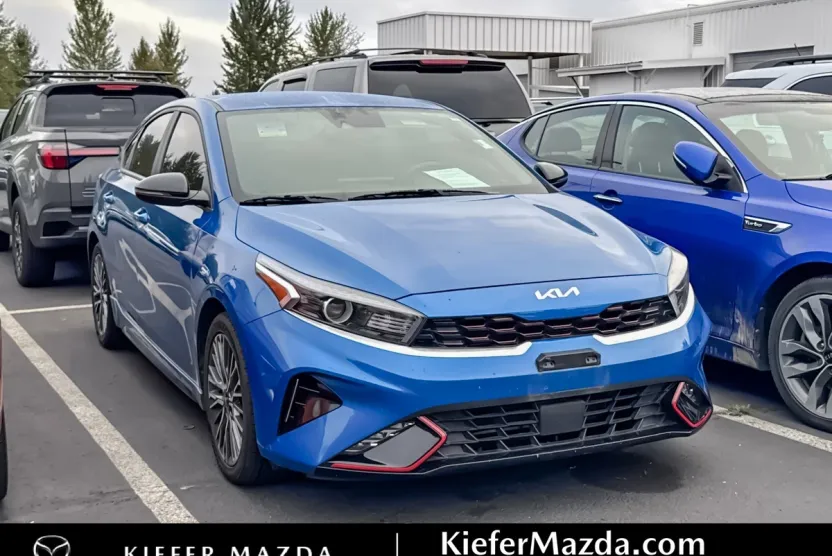 2023 Kia Forte GT-Line photo 1
