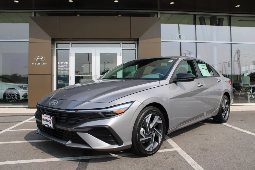 2025 Hyundai Elantra Hybrid SEL Sport photo 1