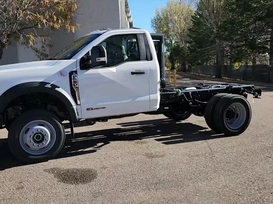 2024 Ford F-550 XL photo 1