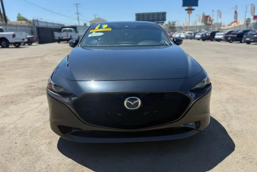 2019 Mazda Mazda3 Preferred Hatchback photo 1
