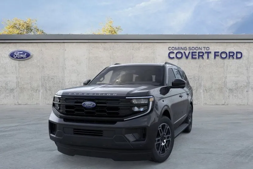 2025 Ford Expedition photo 1