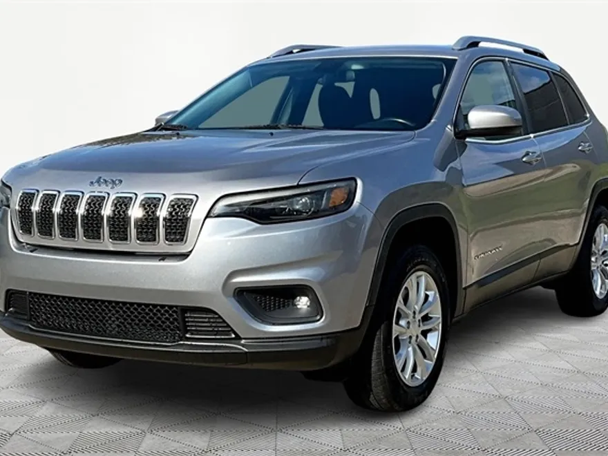 2019 Jeep Cherokee Latitude photo 1