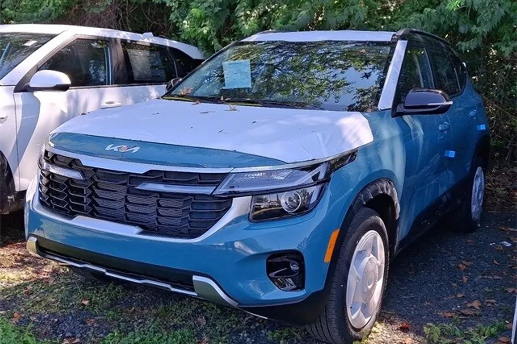 2026 Kia Seltos S photo 1