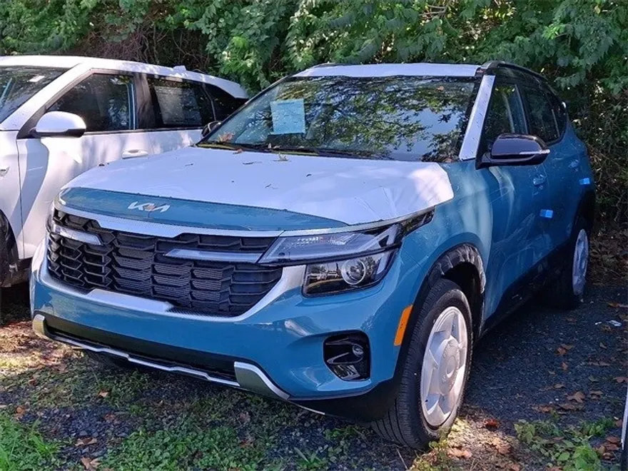 2026 Kia Seltos S photo 1
