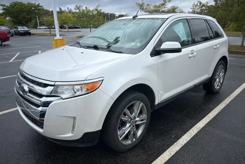 2014 Ford Edge SEL photo 1