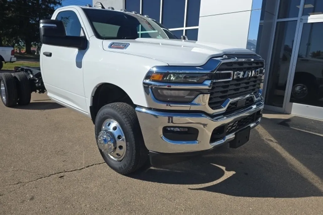 2026 Ram 3500 Tradesman photo 1