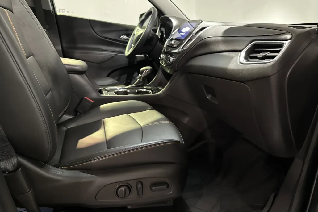 2022 Chevrolet Equinox Premier photo 1